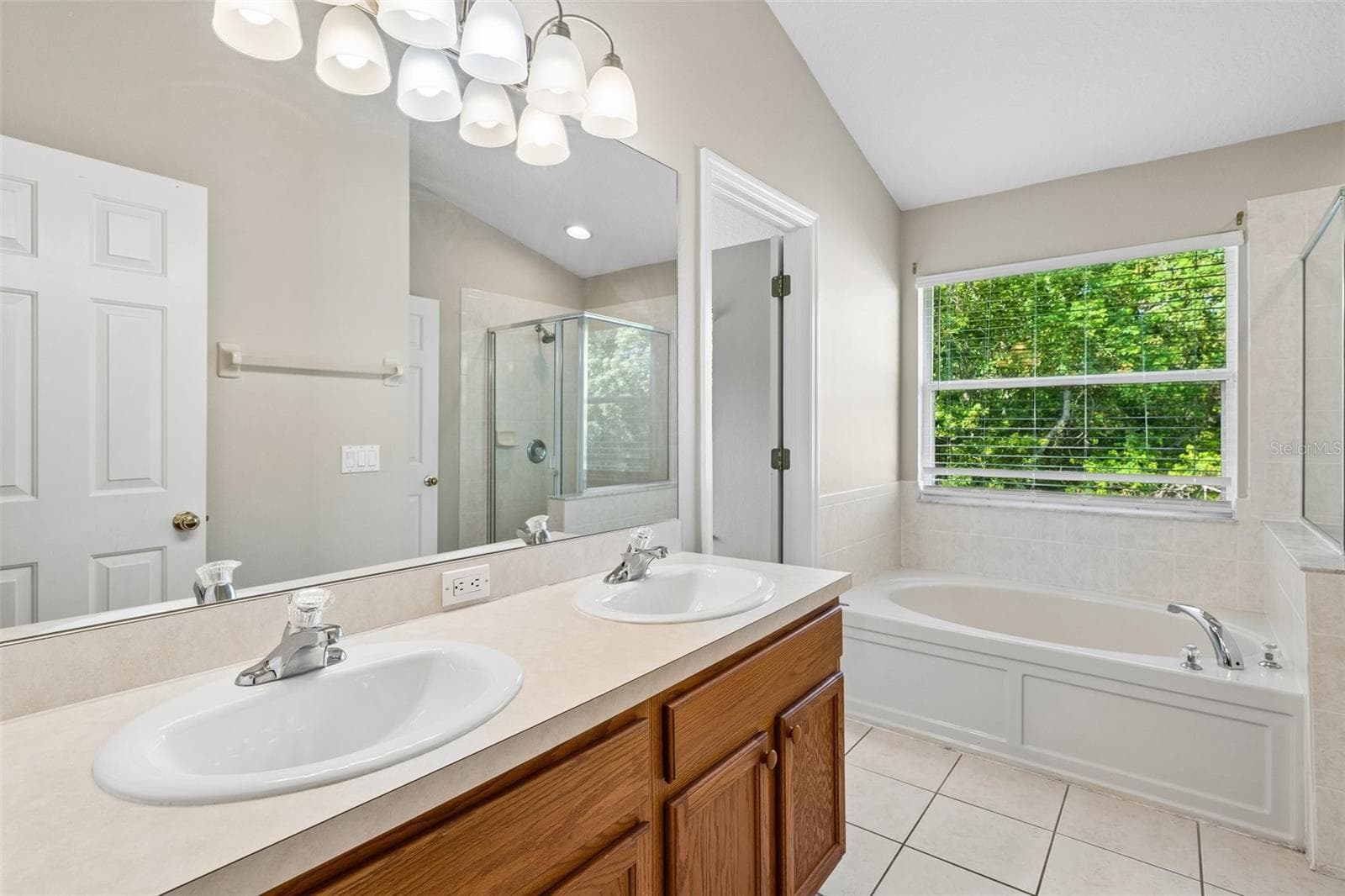 Townhouse at 14101 CHRISTIE DR, LARGO, photo 28 of 54