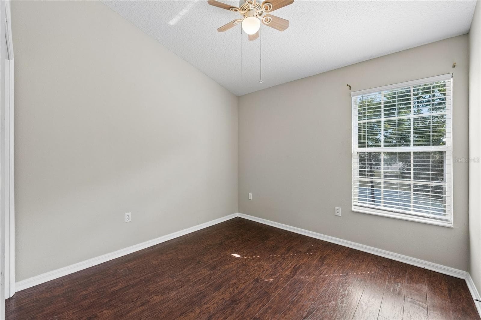 Townhouse at 14101 CHRISTIE DR, LARGO, photo 33 of 54