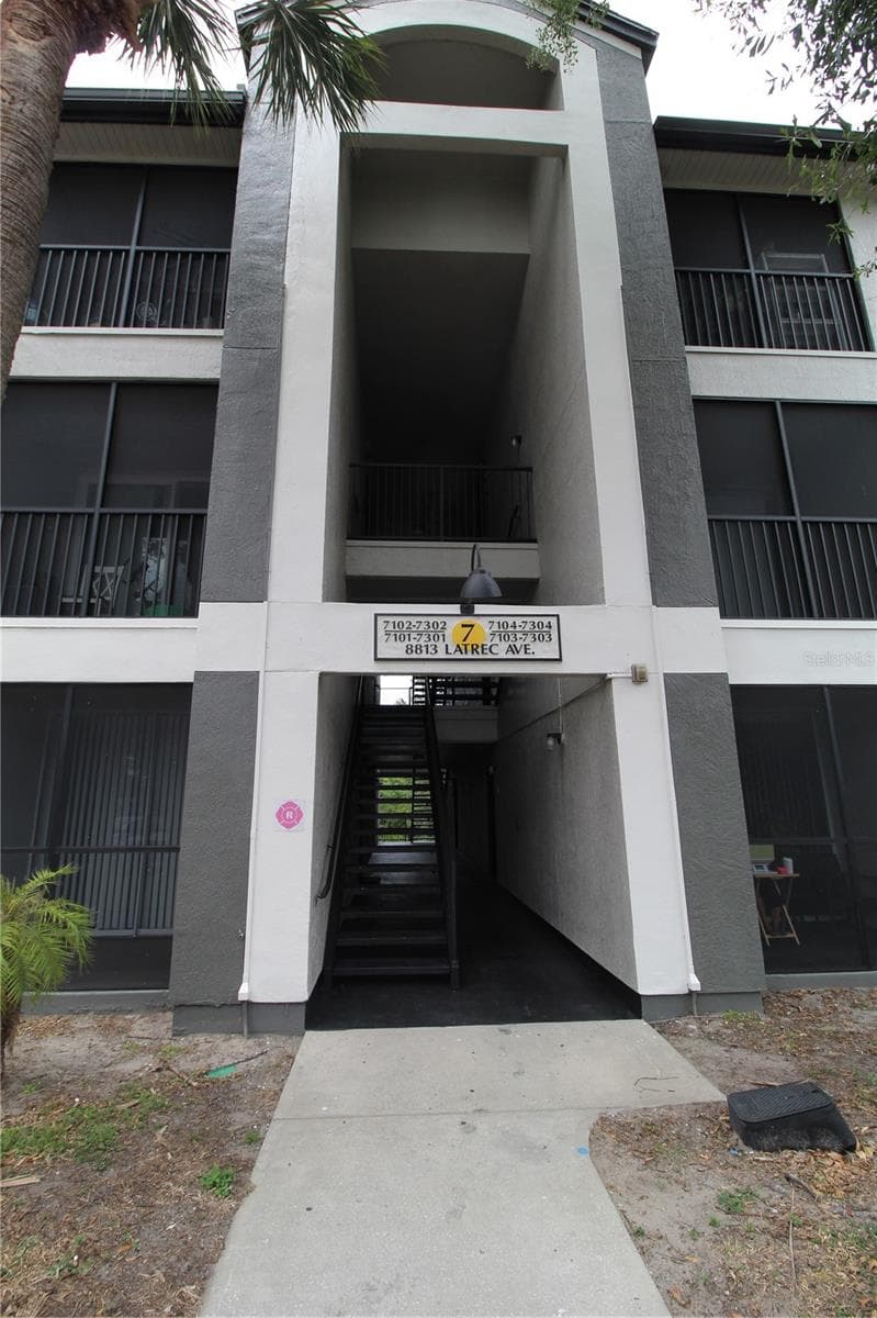 7511 SEURAT ST #10106
