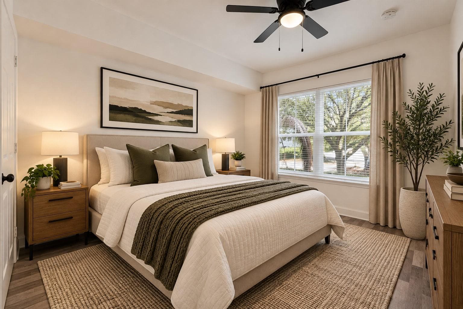 Virtual Staged Guest Bedroom - 300 E SOUTH ST #2001, ORLANDO