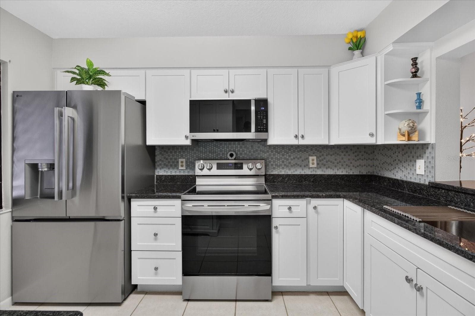 Condominium at 1800 MARINER DR #4, TARPON SPRINGS, photo 9 of 40