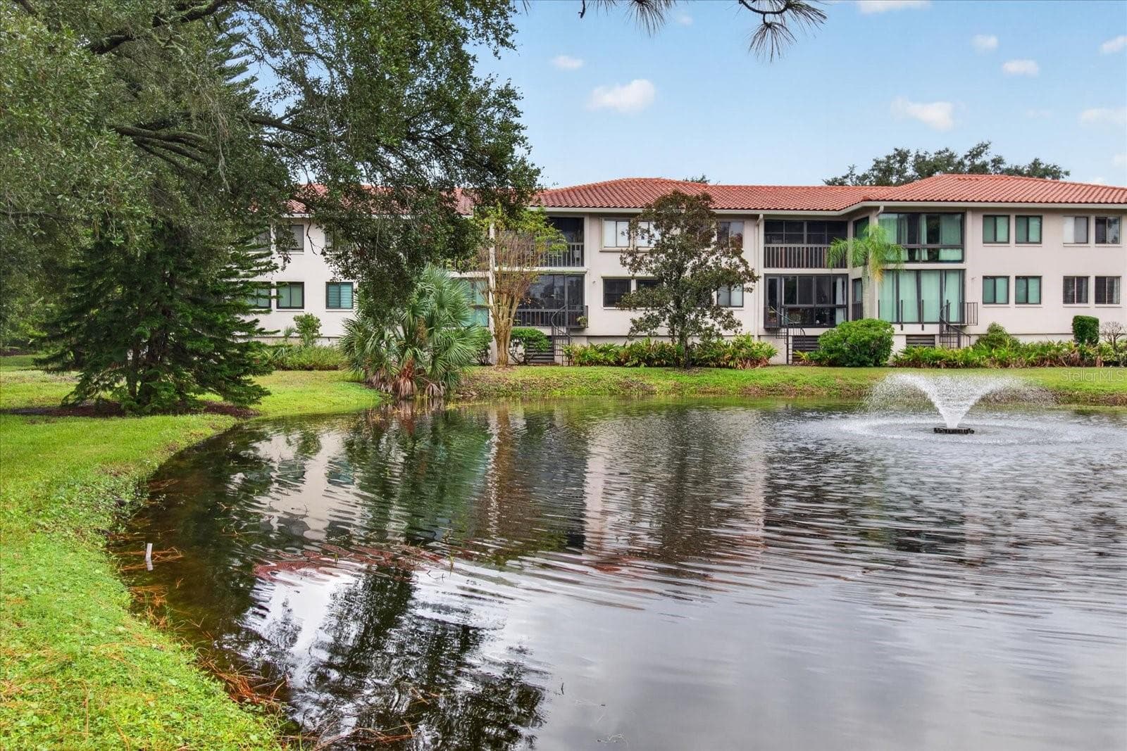 Condominium at 1800 MARINER DR #4, TARPON SPRINGS, photo 32 of 40