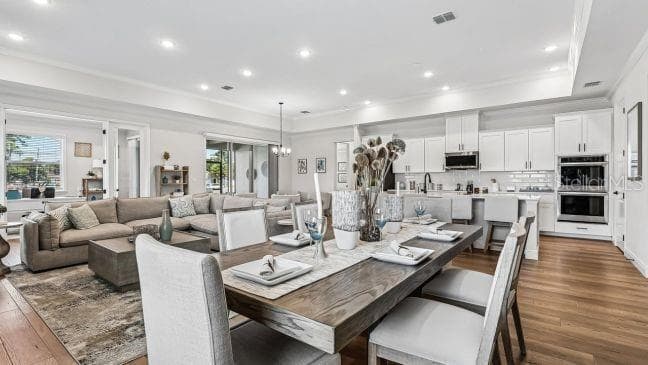 Model home - actual features may vary. - 136 LINDER DR, HOMOSASSA