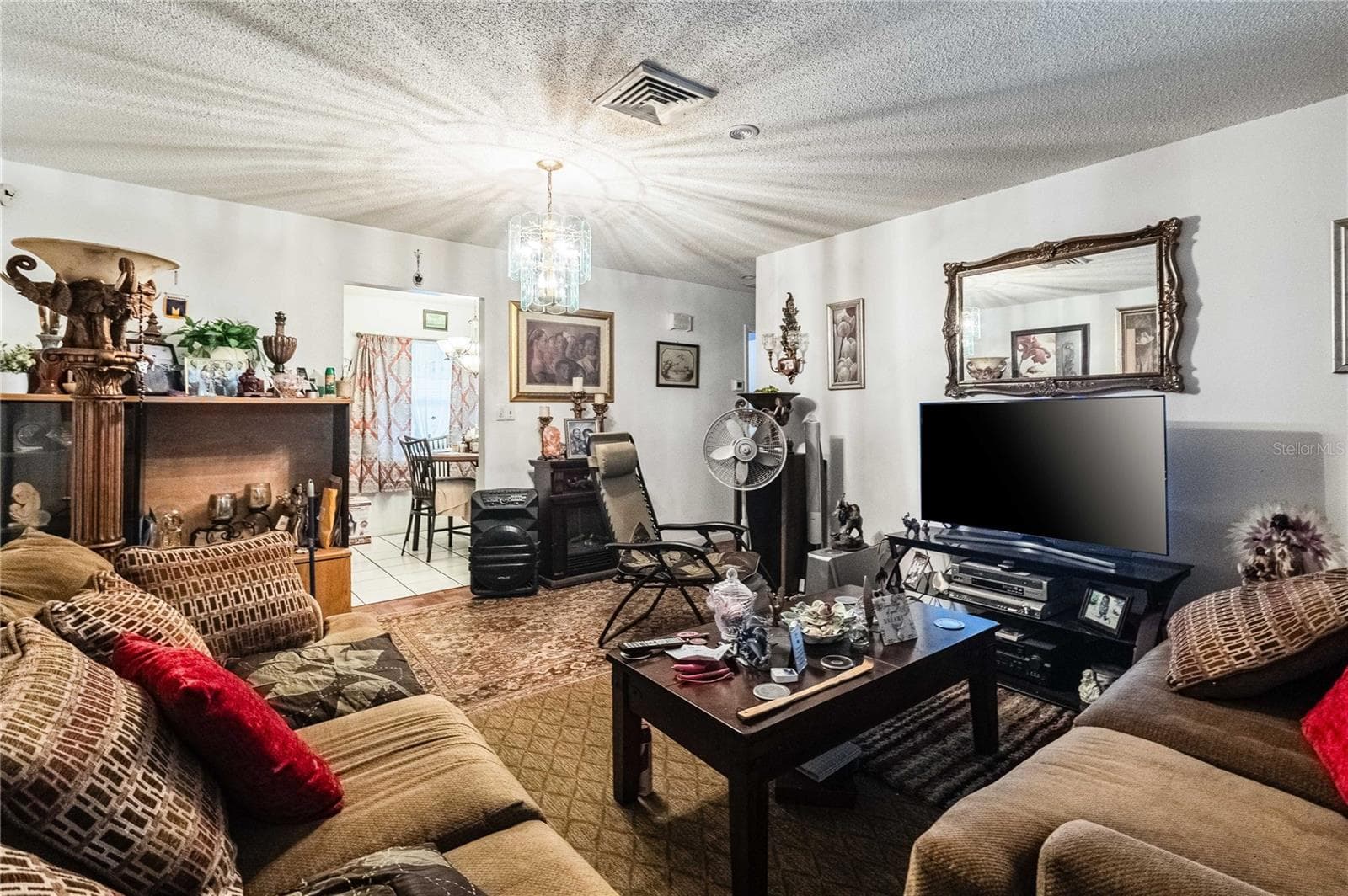 Single Family Residence at 710 SAVANNAH AVE, LAKELAND, photo 6 of 21