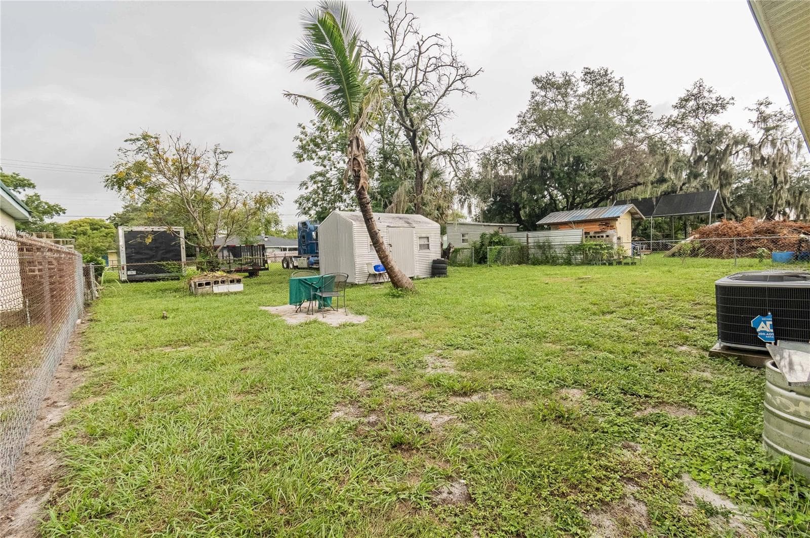Single Family Residence at 710 SAVANNAH AVE, LAKELAND, photo 18 of 21