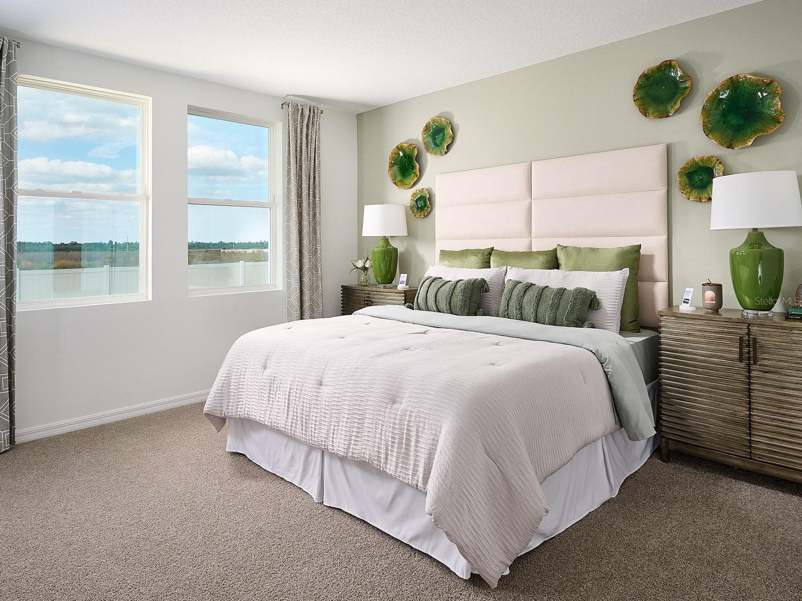 Photo is not of the actual home, but is an inspirational photo of builder’s model home and may depict options, furnishings, and/or decorator features that are not included. - 3935 TEAK LN, BARTOW