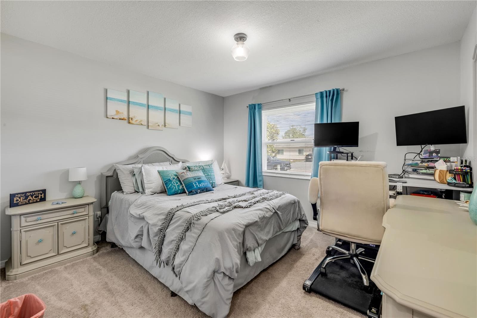 Single Family Residence at 3426 YULE TREE DR, EDGEWATER, photo 24 of 52