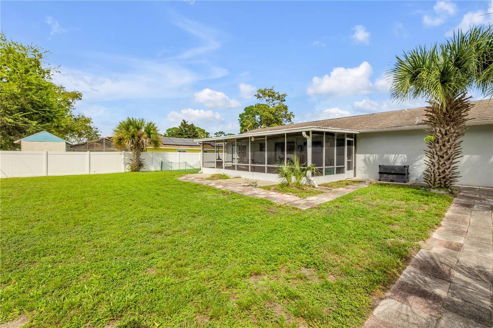 Single Family Residence at 3426 YULE TREE DR, EDGEWATER, photo 38 of 52