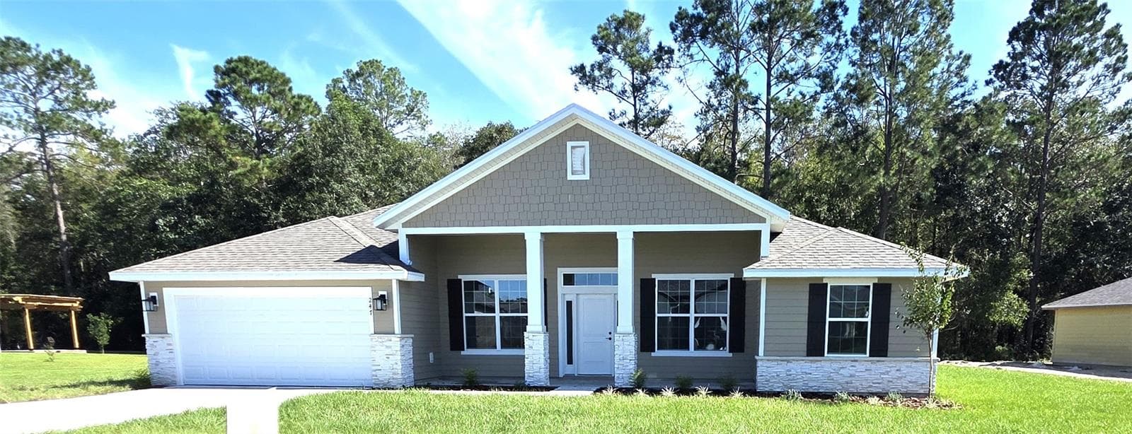 247 SW BELLFLOWER DR