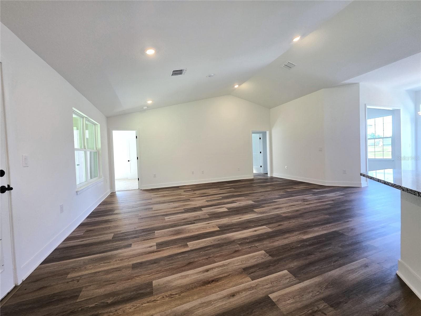 Single Family Residence at 247 SW BELLFLOWER DR, LAKE CITY, photo 11 of 44