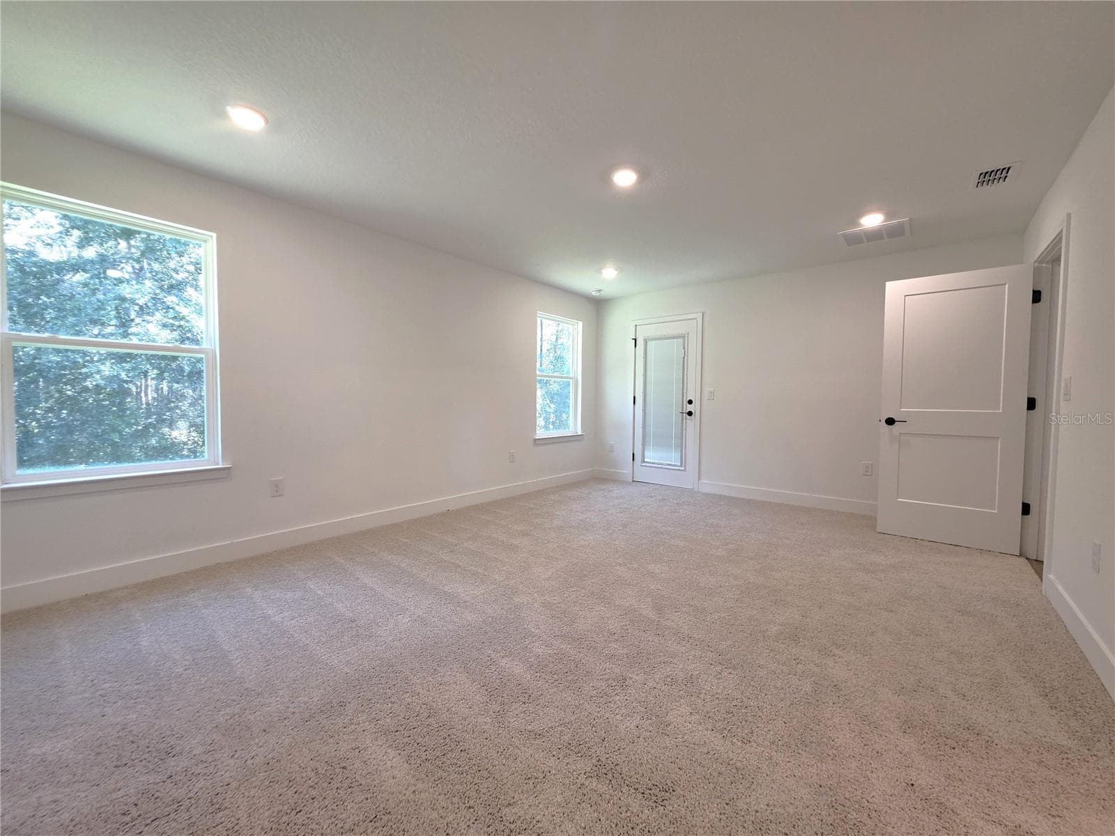 Single Family Residence at 247 SW BELLFLOWER DR, LAKE CITY, photo 12 of 44
