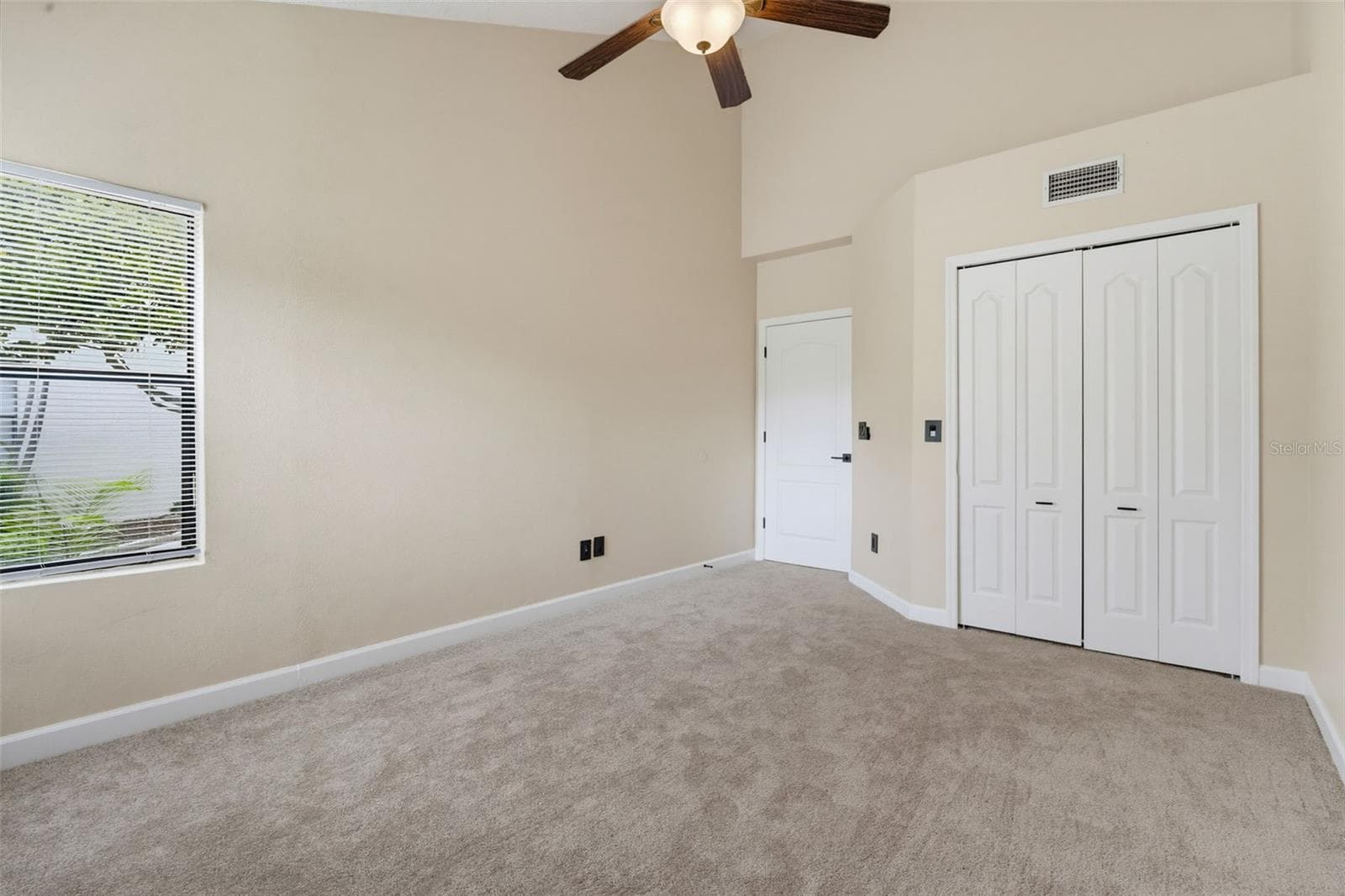 Townhouse at 4125 S LAKE ORLANDO PKWY #4125, ORLANDO, photo 17 of 46