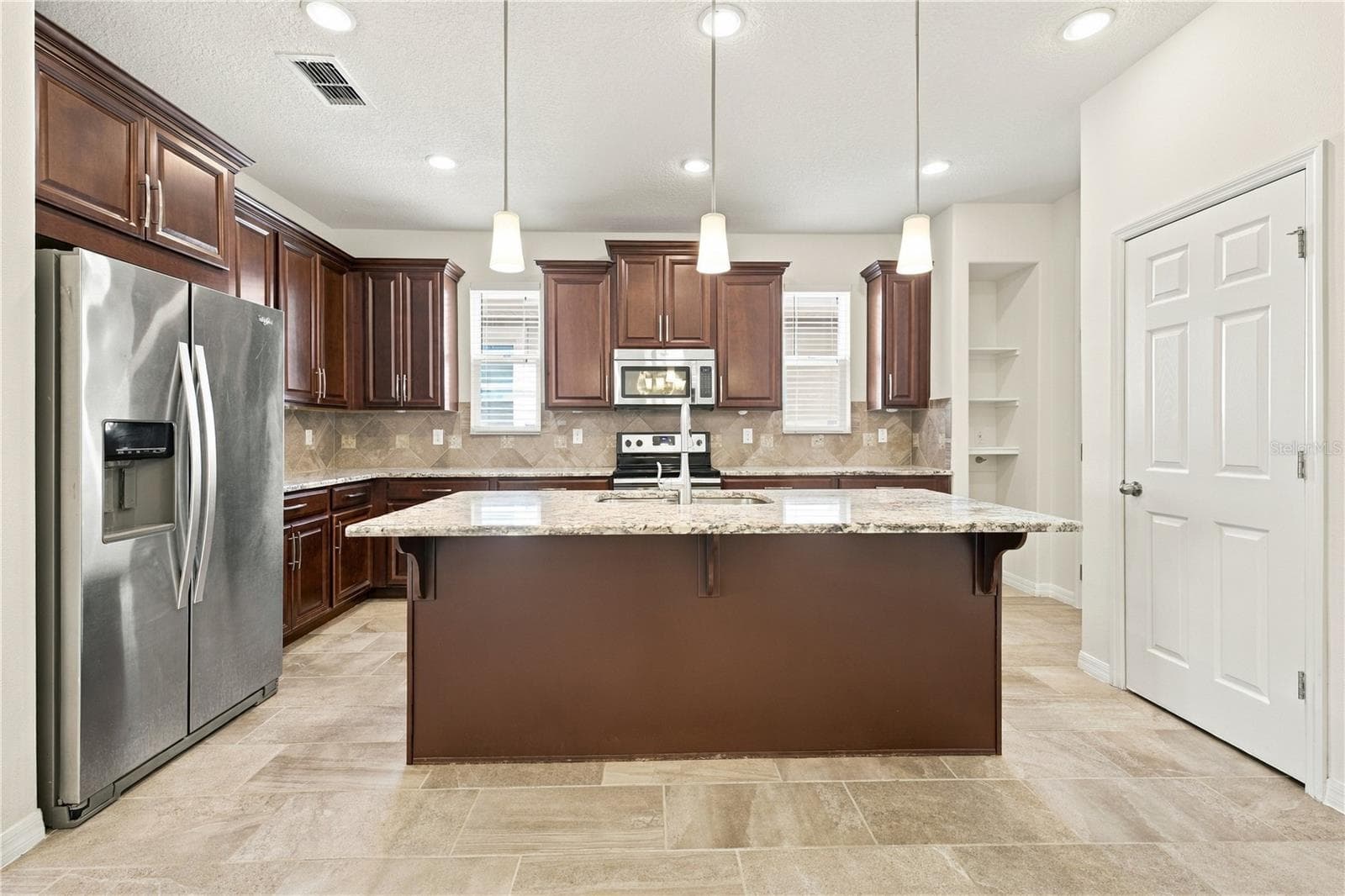 Single Family Residence at 2540 FOLIO WAY, KISSIMMEE, photo 15 of 77