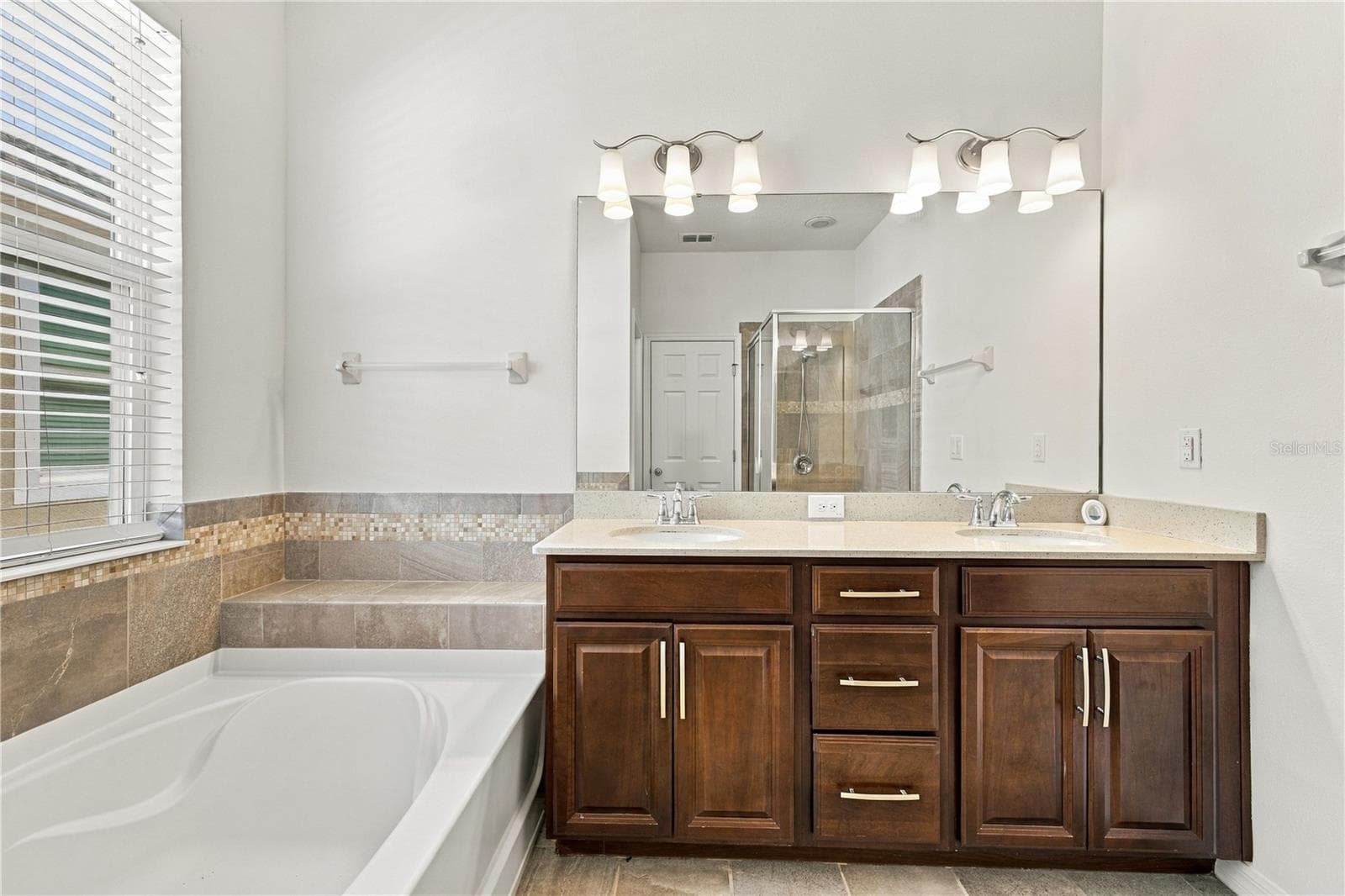 Single Family Residence at 2540 FOLIO WAY, KISSIMMEE, photo 27 of 77