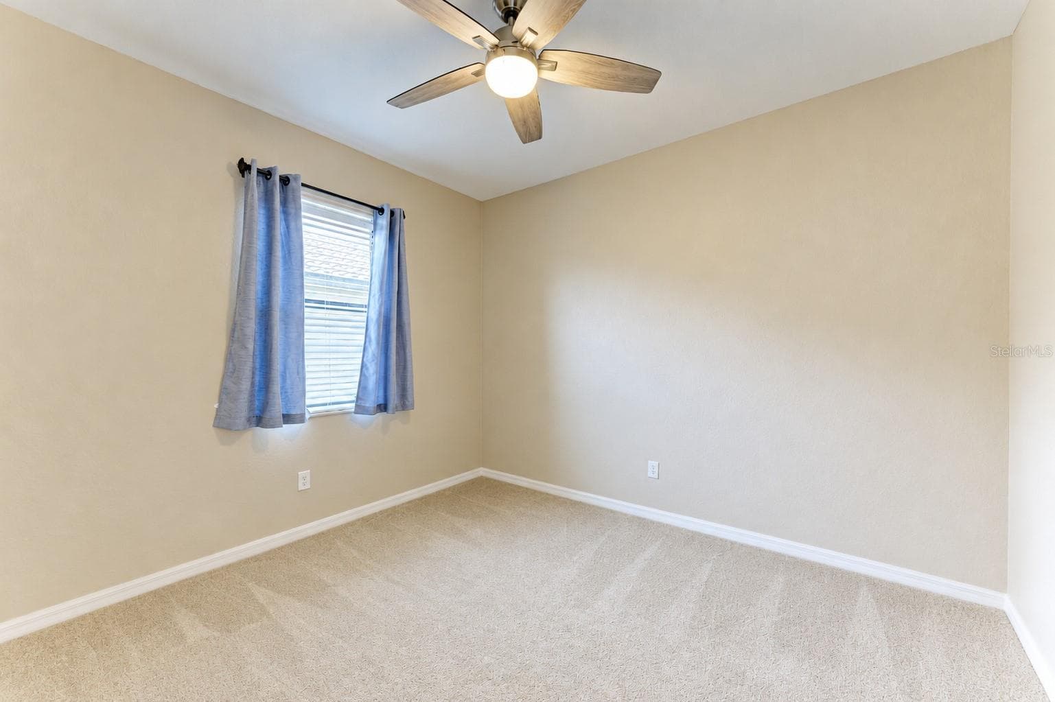Single Family Residence at 3512 SAVANNA PALMS CT, LAKEWOOD RANCH, photo 30 of 60