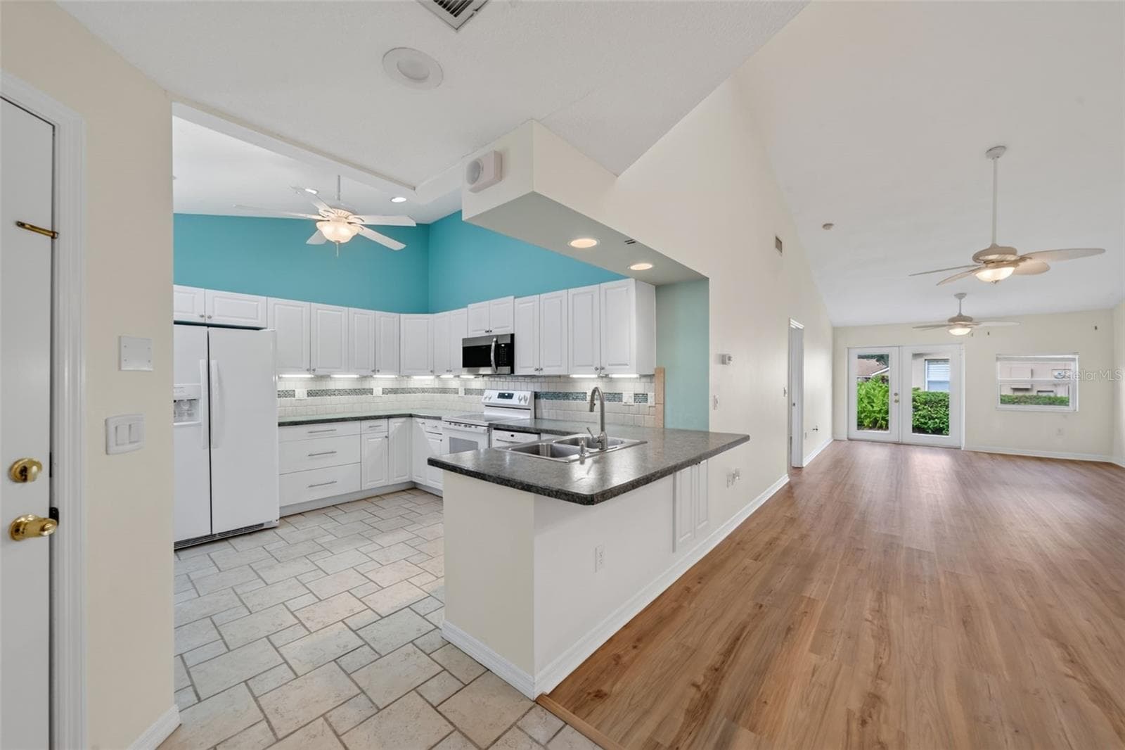Villa at 5626 MONTE ROSSO RD, SARASOTA, photo 13 of 82