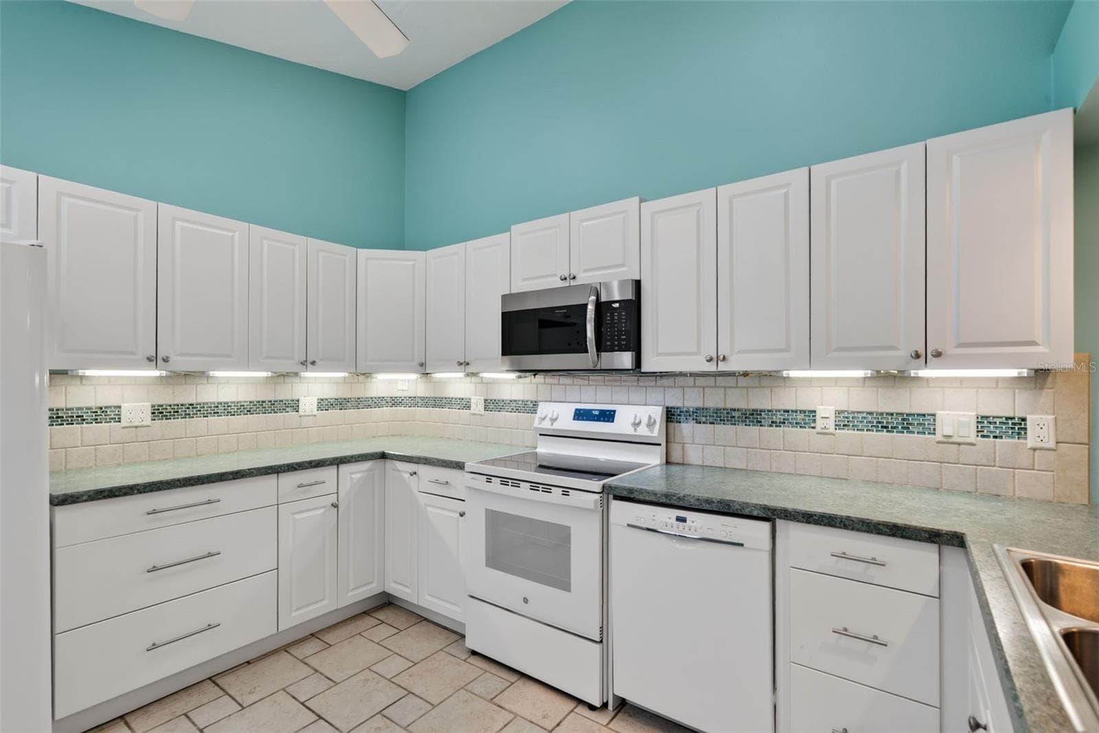 Villa at 5626 MONTE ROSSO RD, SARASOTA, photo 14 of 82