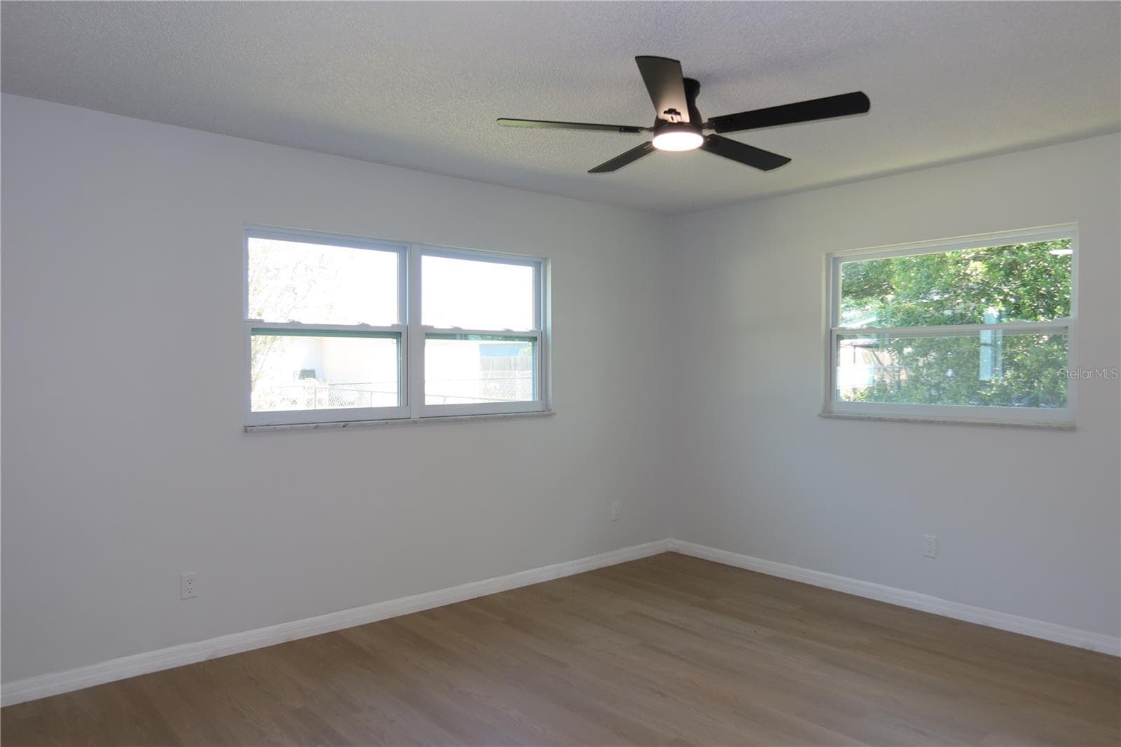 Single Family Residence at 9353 CHASE ST, SPRING HILL, photo 12 of 32