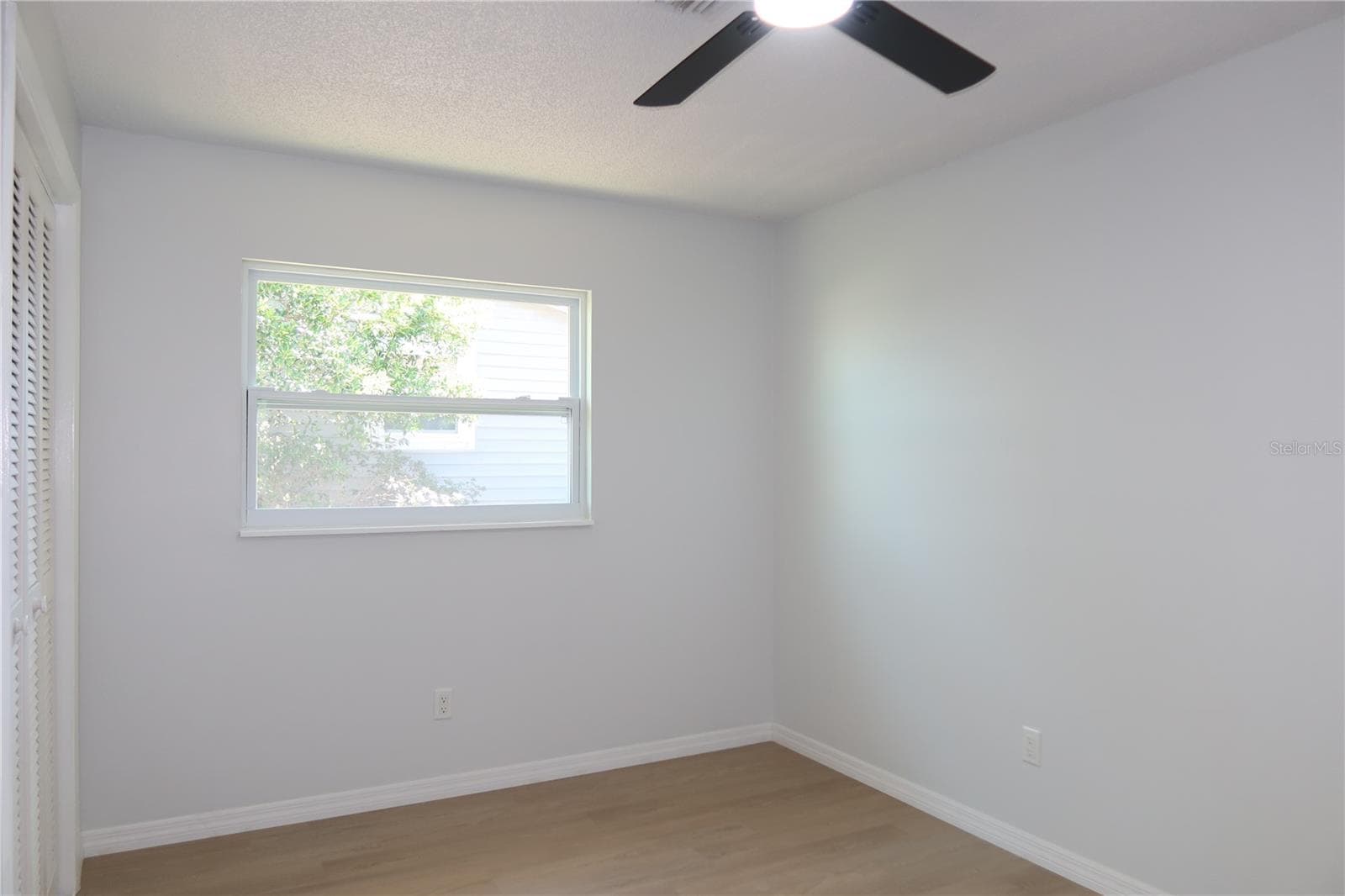 Single Family Residence at 9353 CHASE ST, SPRING HILL, photo 20 of 32