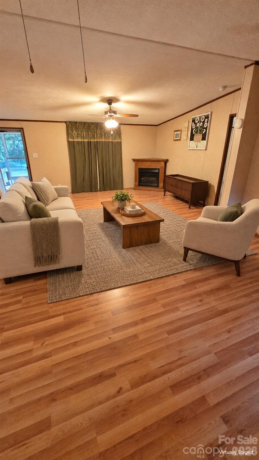 Single Family Residence at 2008 7th Avenue SW, Hickory, photo 3 of 8