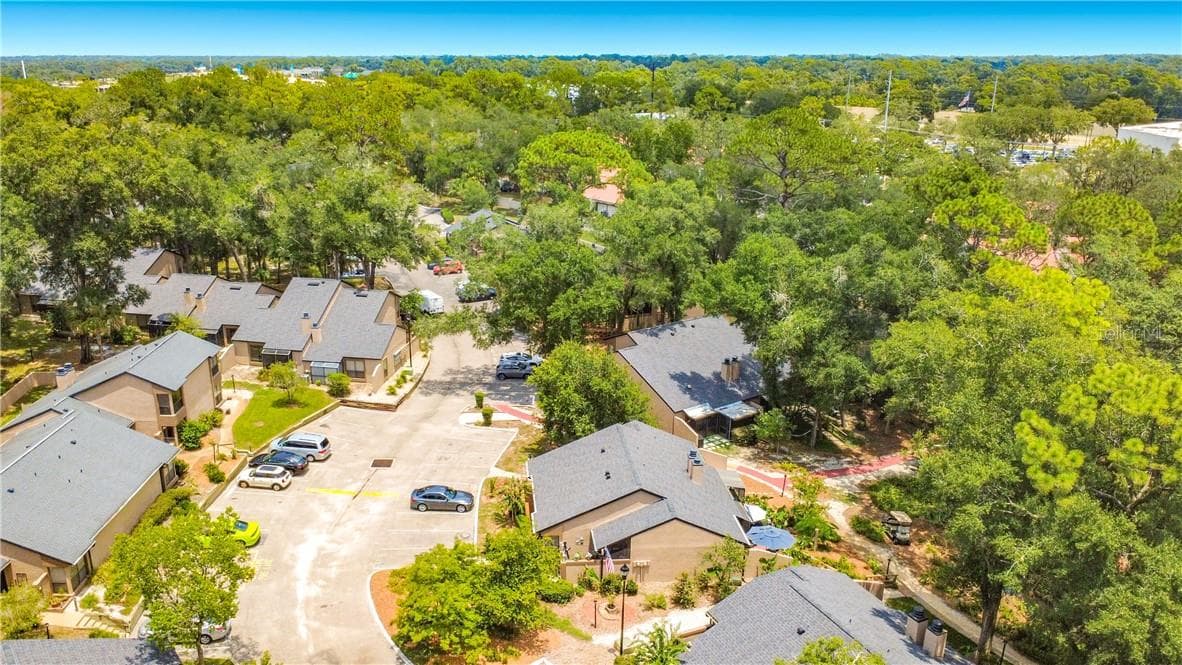 Condominium at 940 Douglas AVE #172, ALTAMONTESPRINGS FL 32714, Altamonte Springs, photo 16 of 44