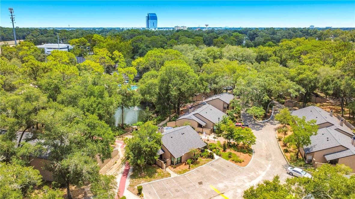 Condominium at 940 Douglas AVE #172, ALTAMONTESPRINGS FL 32714, Altamonte Springs, photo 20 of 44
