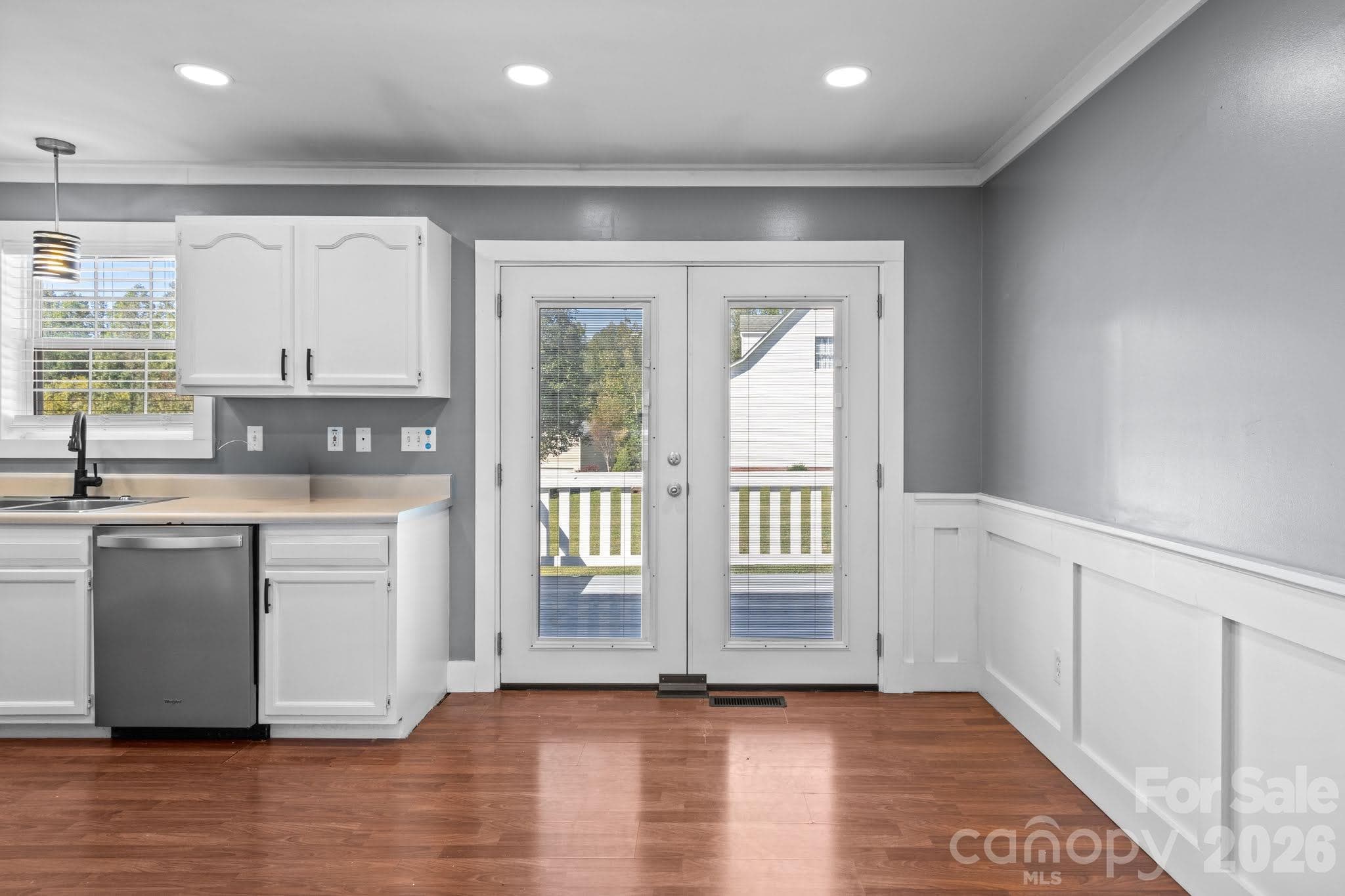 Single Family Residence at 494 Sunset Ridge Lane, Lexington, photo 10 of 31