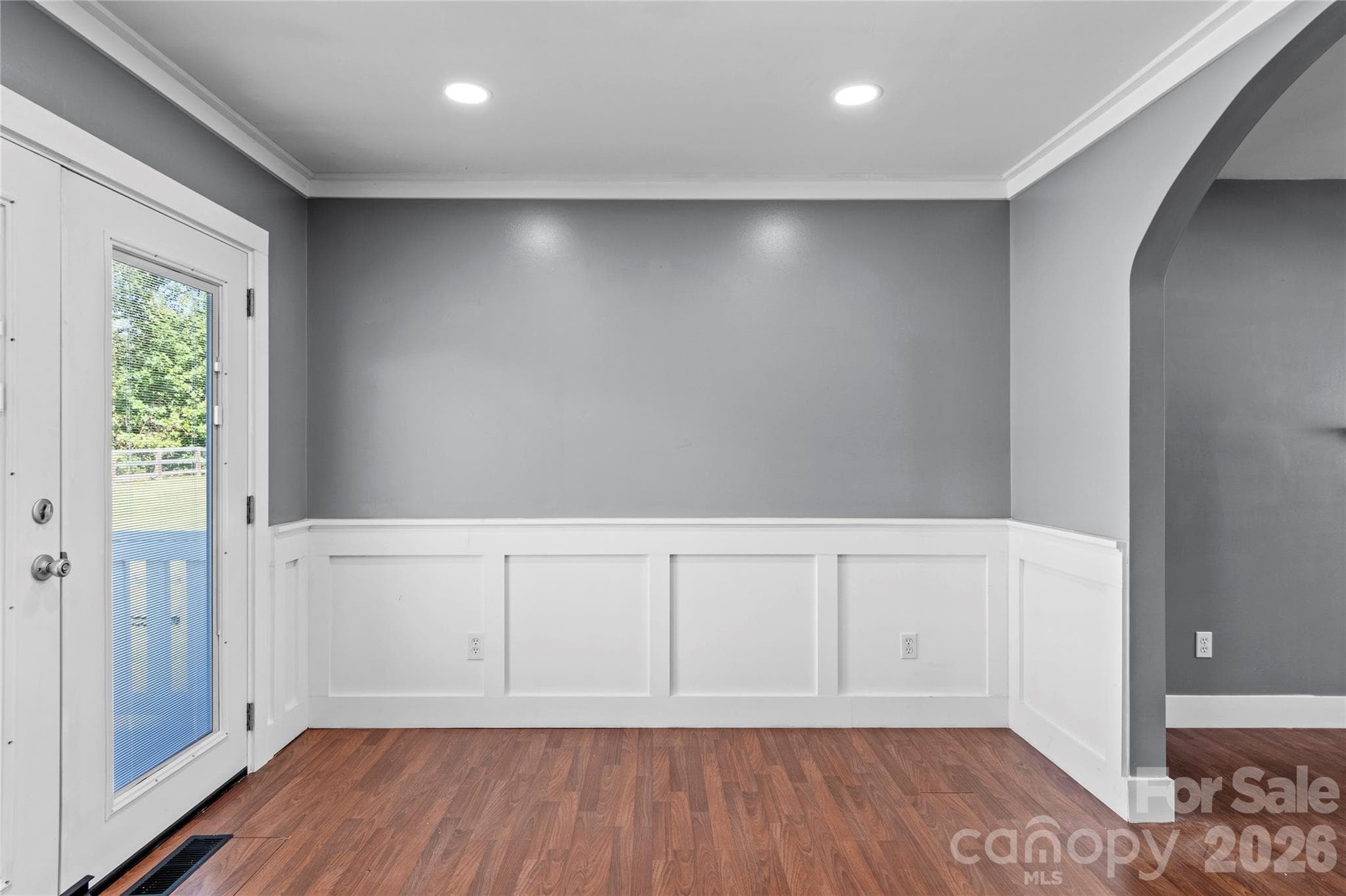 Single Family Residence at 494 Sunset Ridge Lane, Lexington, photo 11 of 31