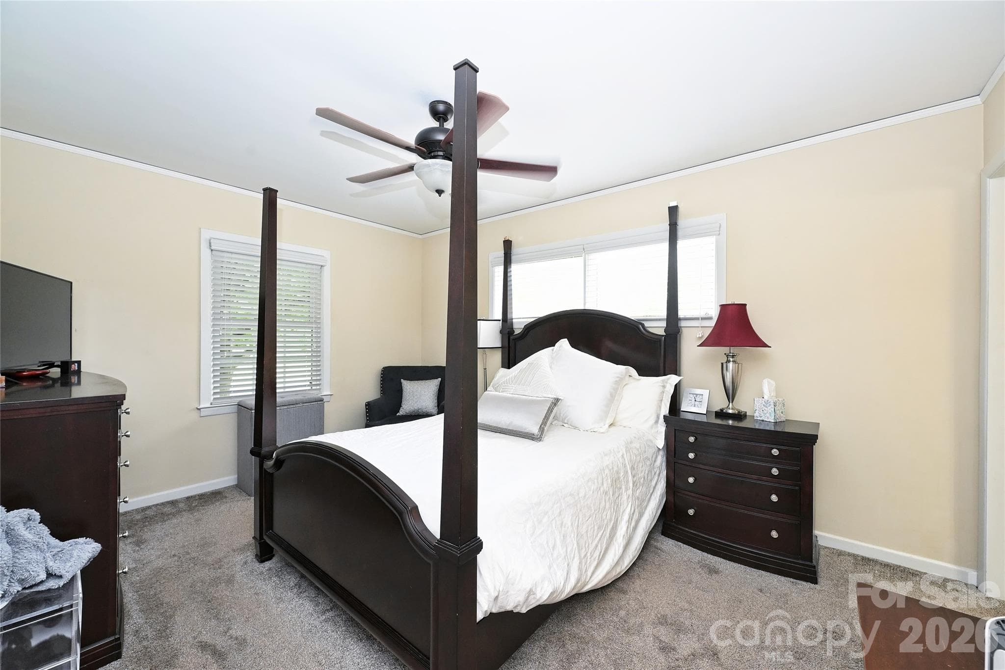 Single Family Residence at 5801 Fairview Road, Charlotte, photo 4 of 24