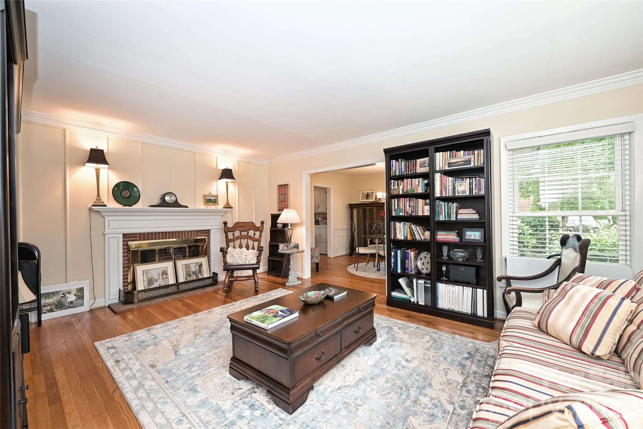 Single Family Residence at 5801 Fairview Road, Charlotte, photo 7 of 24