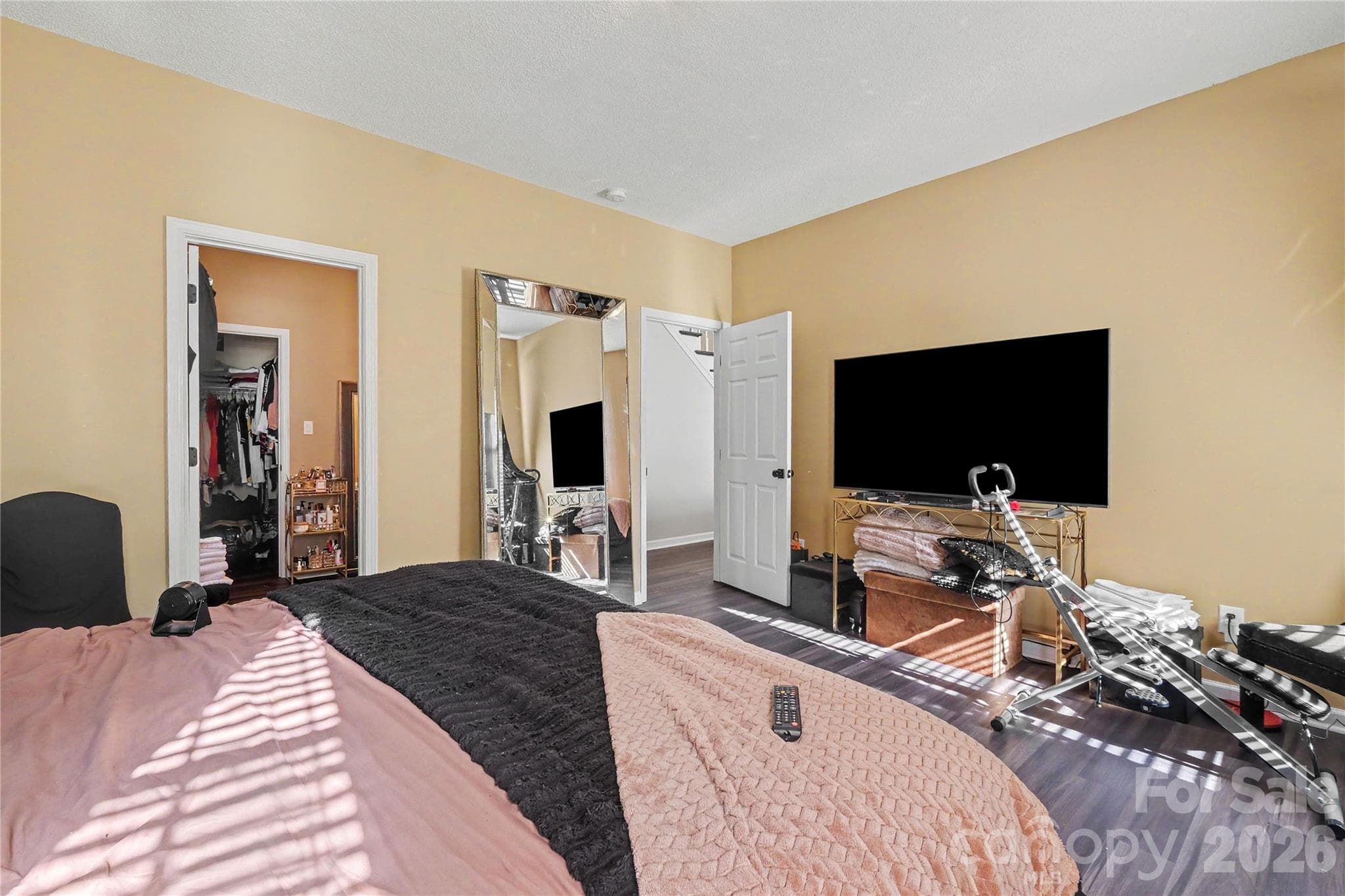 Single Family Residence at 8030 Shiny Meadow Drive, Charlotte, photo 21 of 32