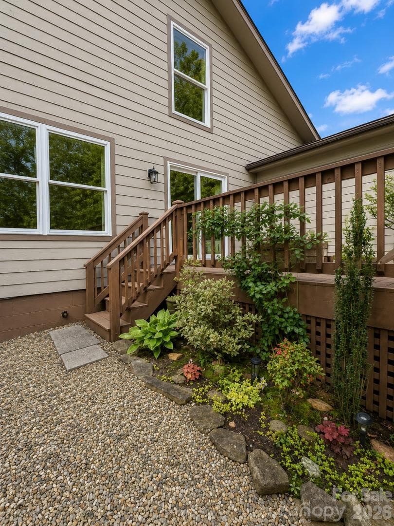 Townhouse at 99 Willow Way, Hendersonville, photo 12 of 91