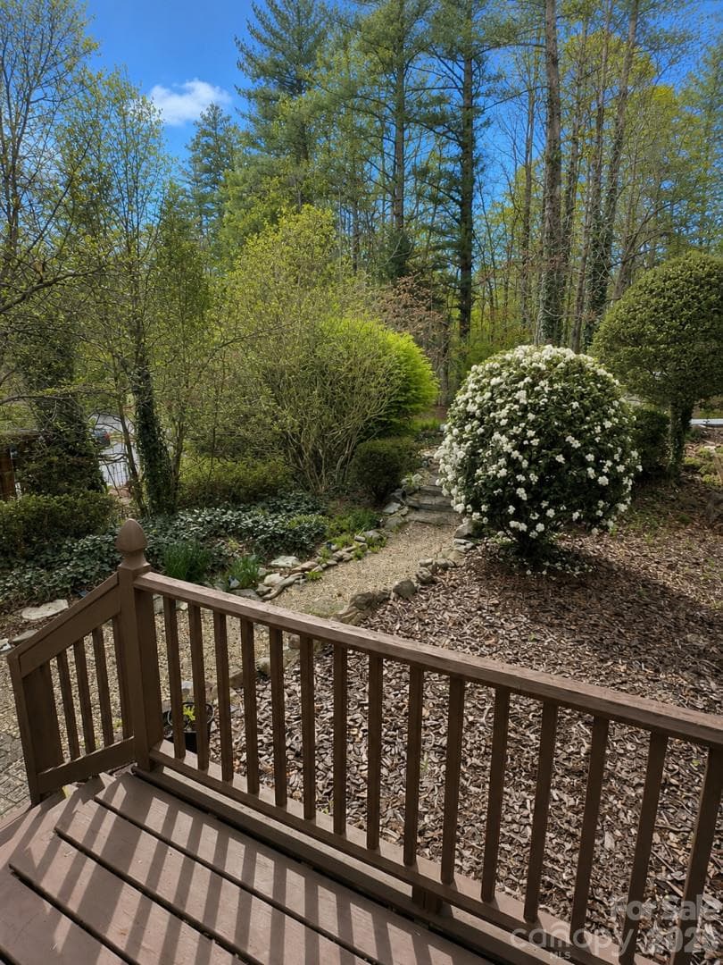 Townhouse at 99 Willow Way, Hendersonville, photo 16 of 91