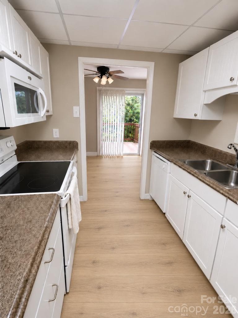 Townhouse at 99 Willow Way, Hendersonville, photo 36 of 91