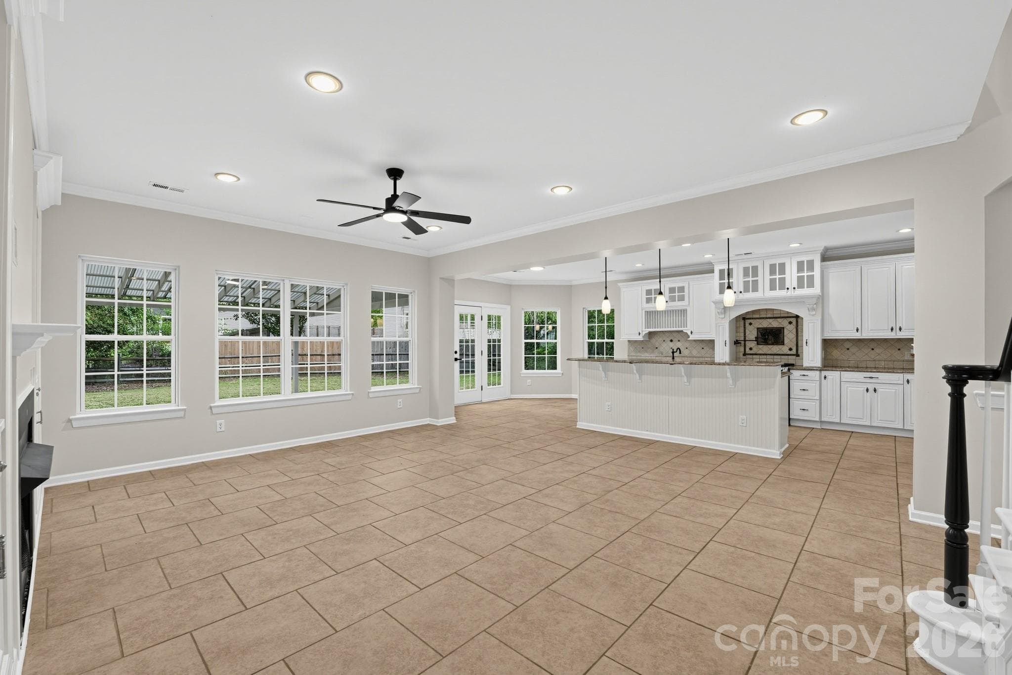 Single Family Residence at 15127 Kellington Court, Charlotte, photo 8 of 29