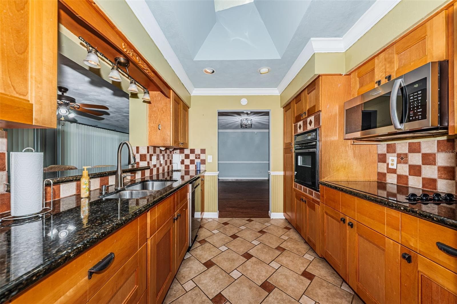 Single Family Residence at 499 JEWEL CT, BELLEAIR BLUFFS, photo 9 of 21