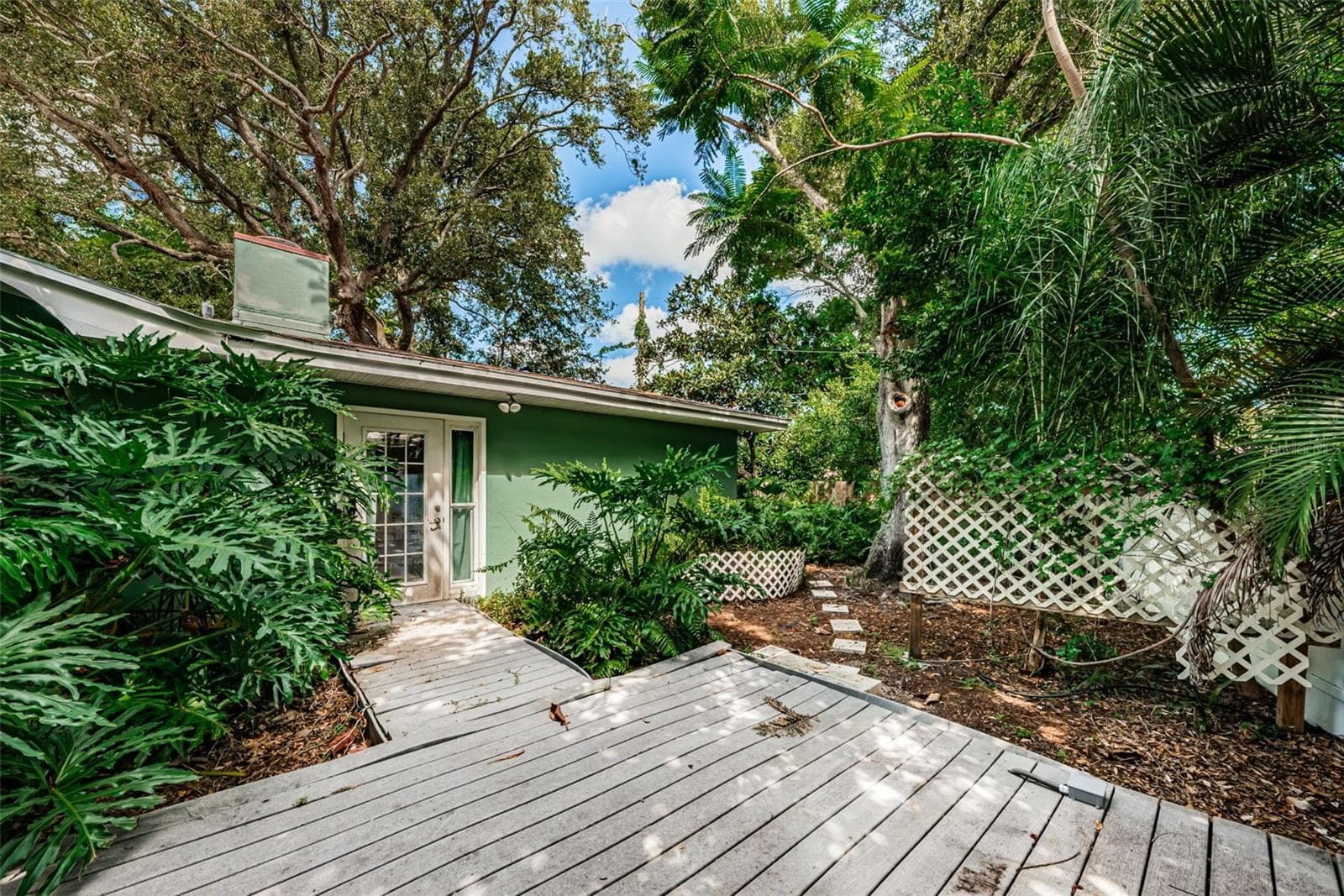 Single Family Residence at 499 JEWEL CT, BELLEAIR BLUFFS, photo 19 of 21