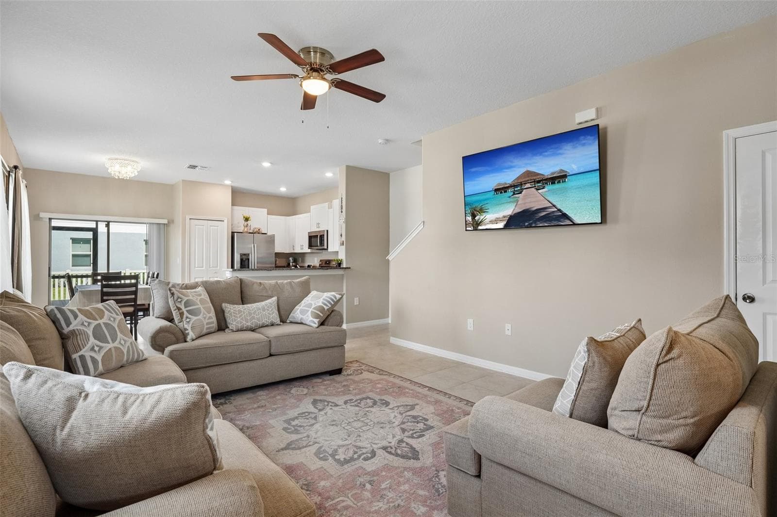 Townhouse at 5111 FORUM BLVD, HOLIDAY, photo 6 of 45