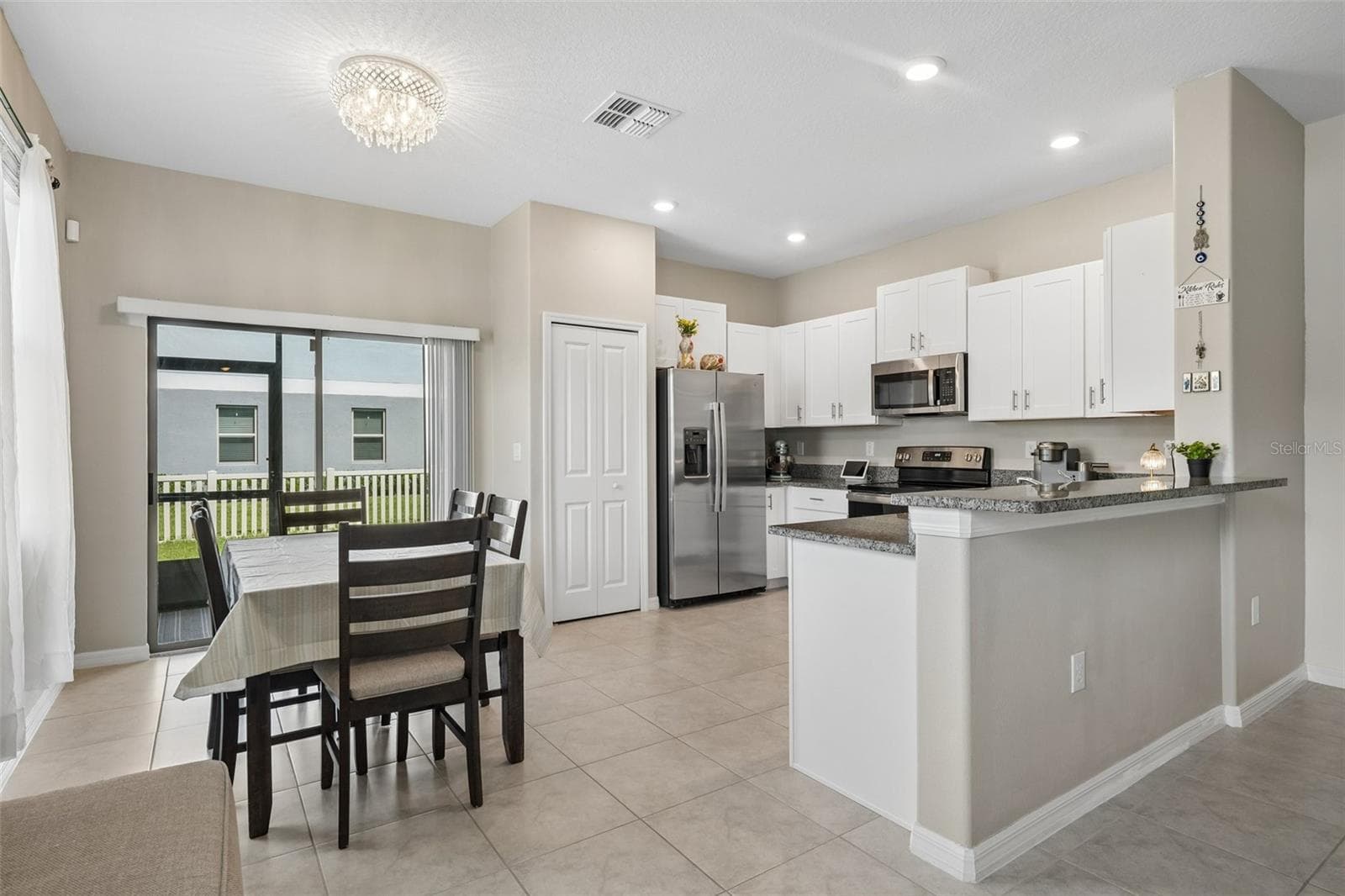 Townhouse at 5111 FORUM BLVD, HOLIDAY, photo 16 of 45
