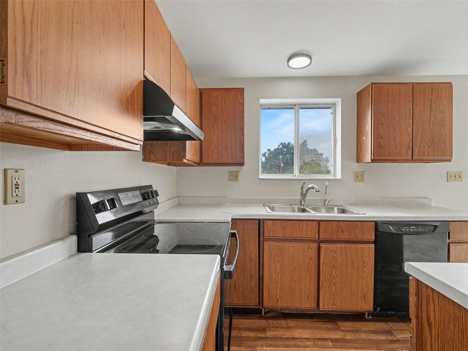 Single Family Residence at 6306 FLORIDA CIR E, APOLLO BEACH, photo 14 of 27