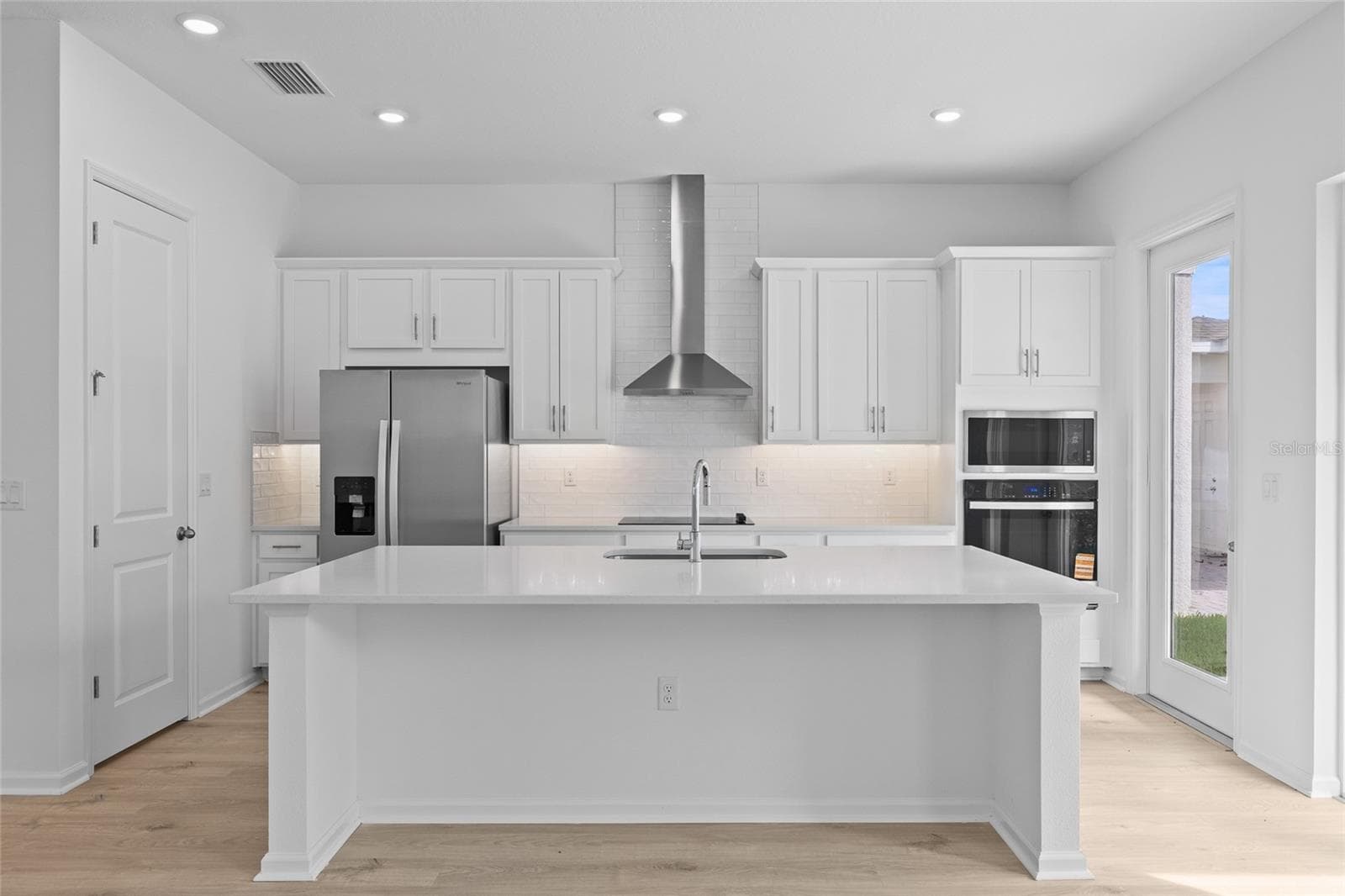 Single Family Residence at 13037 SERENE GLADE RD, WINTER GARDEN, photo 9 of 43