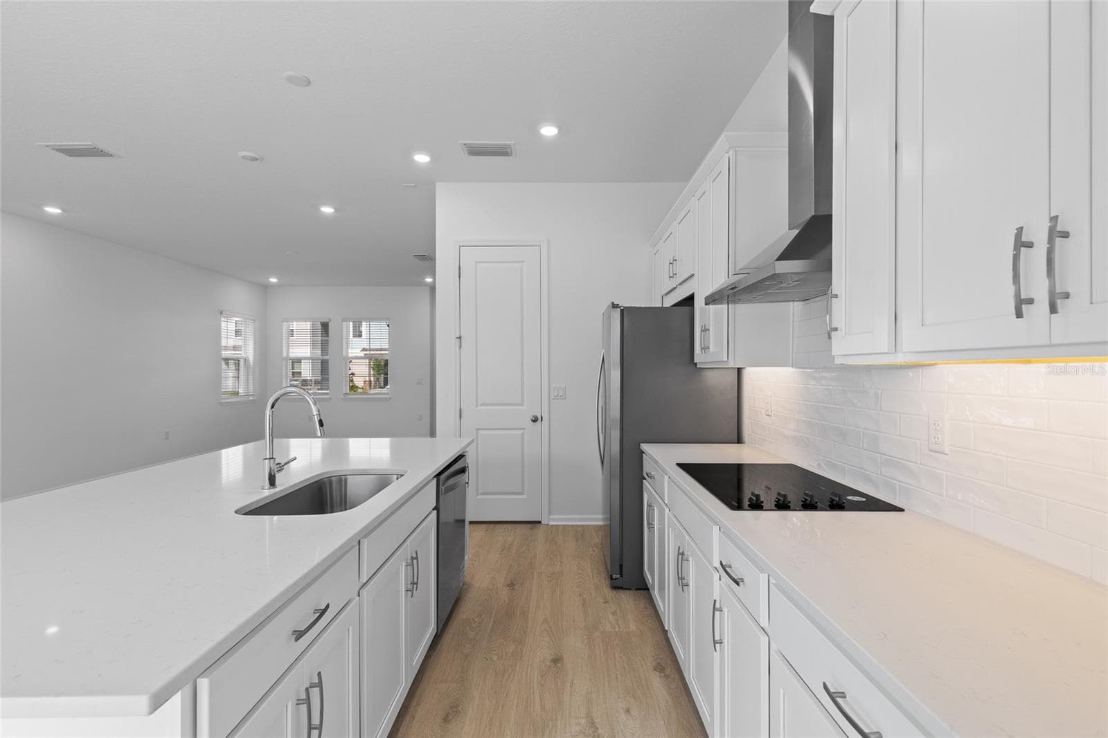 Single Family Residence at 13037 SERENE GLADE RD, WINTER GARDEN, photo 11 of 43