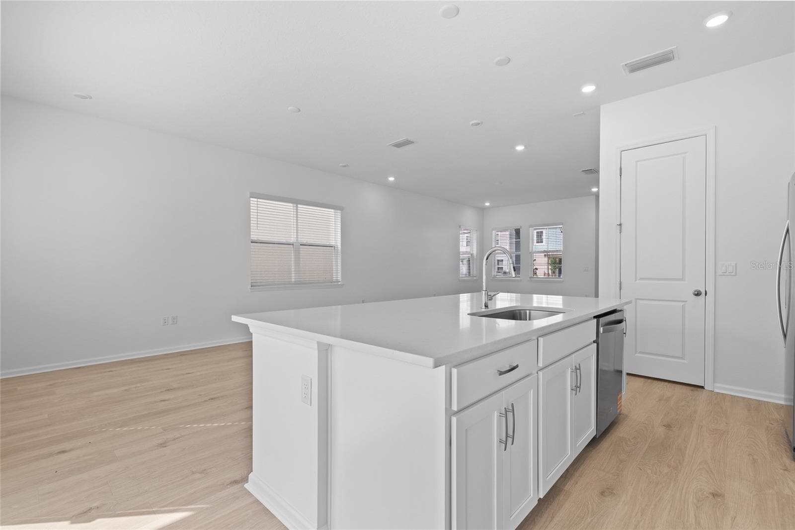Single Family Residence at 13037 SERENE GLADE RD, WINTER GARDEN, photo 13 of 43