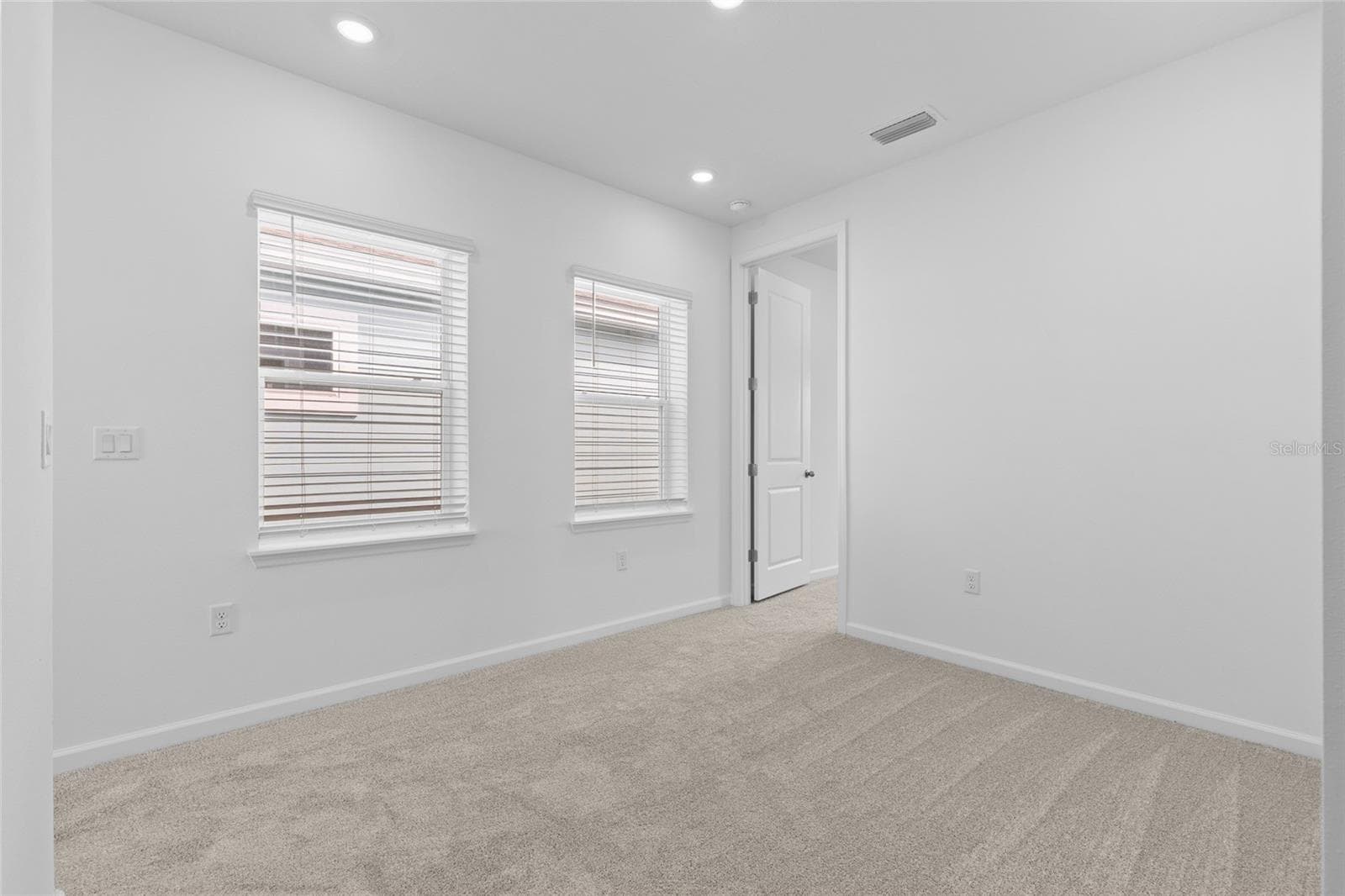 Single Family Residence at 13037 SERENE GLADE RD, WINTER GARDEN, photo 17 of 43
