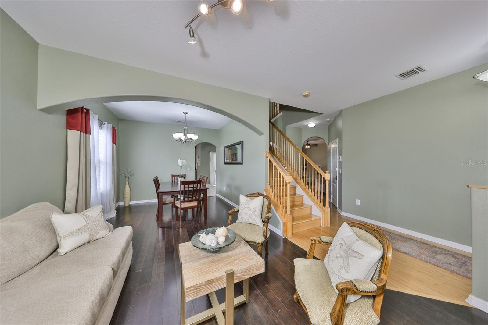 Single Family Residence at 13914 CHALK HILL PL, RIVERVIEW, photo 6 of 57