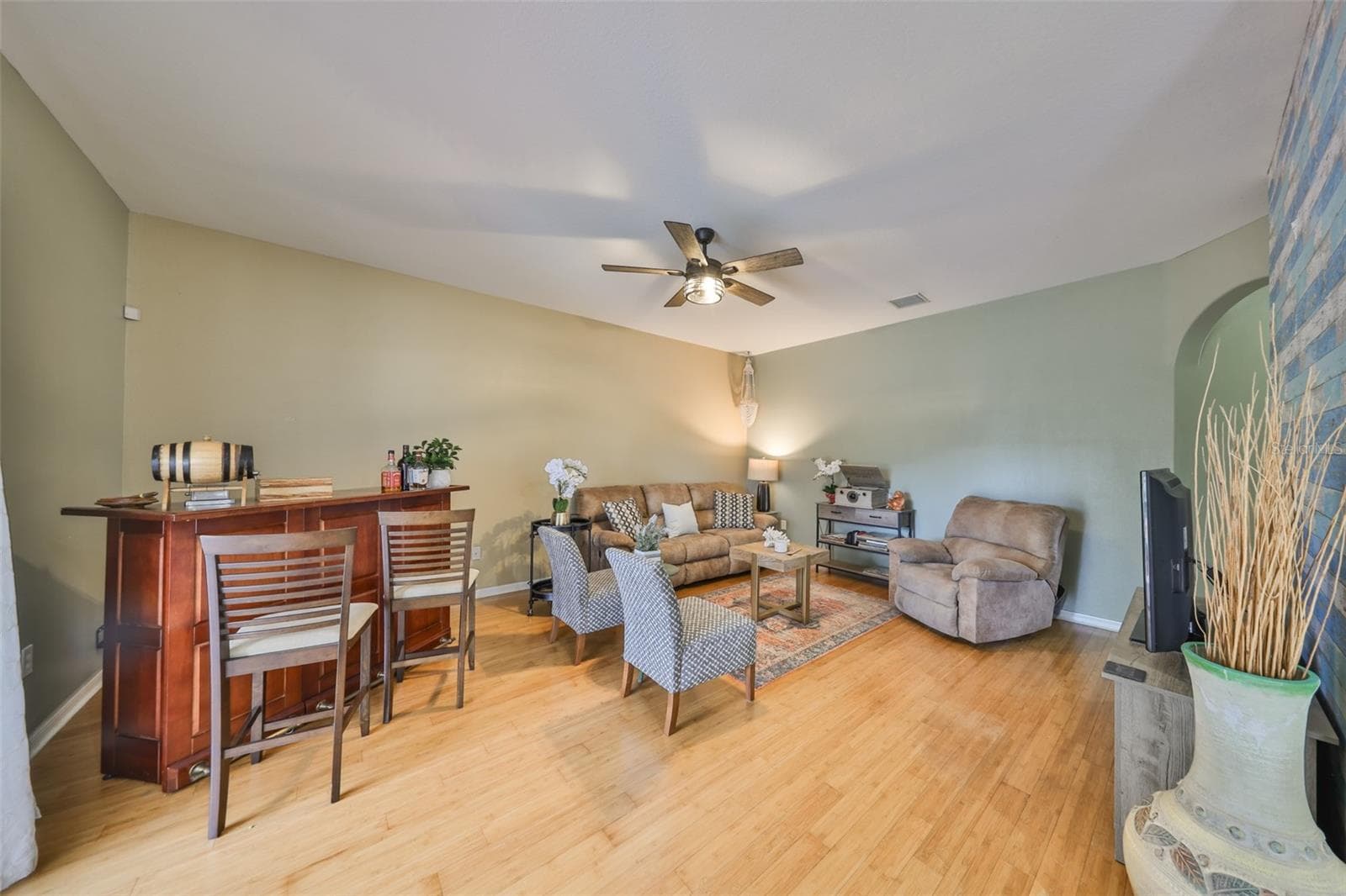 Single Family Residence at 13914 CHALK HILL PL, RIVERVIEW, photo 18 of 57