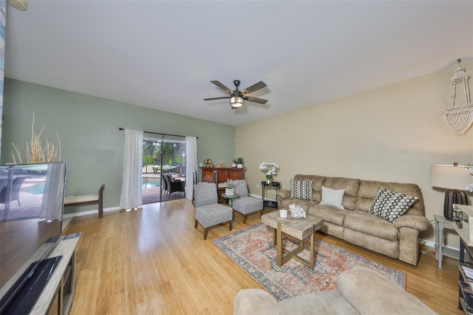 Single Family Residence at 13914 CHALK HILL PL, RIVERVIEW, photo 21 of 57
