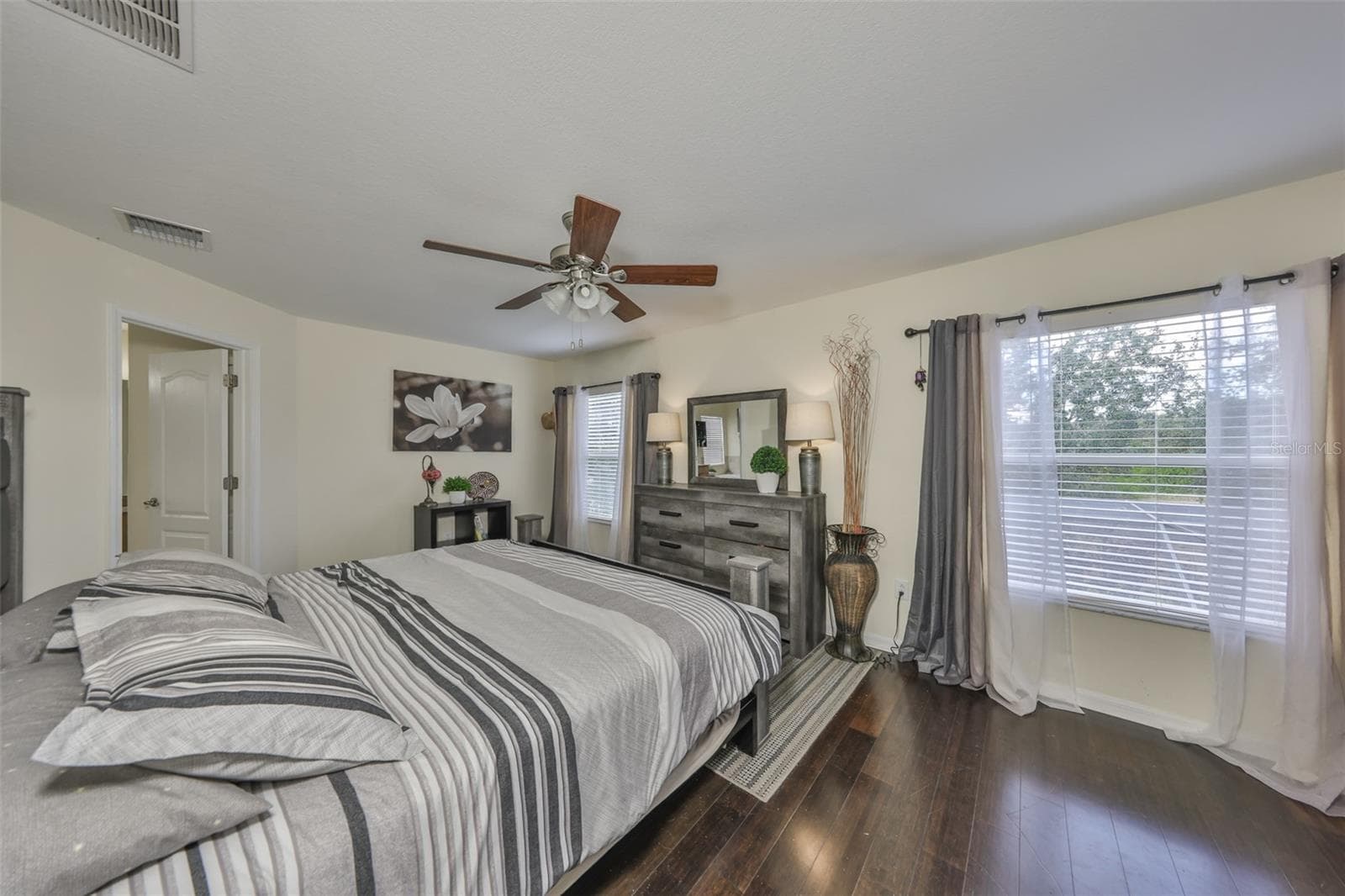 Single Family Residence at 13914 CHALK HILL PL, RIVERVIEW, photo 24 of 57