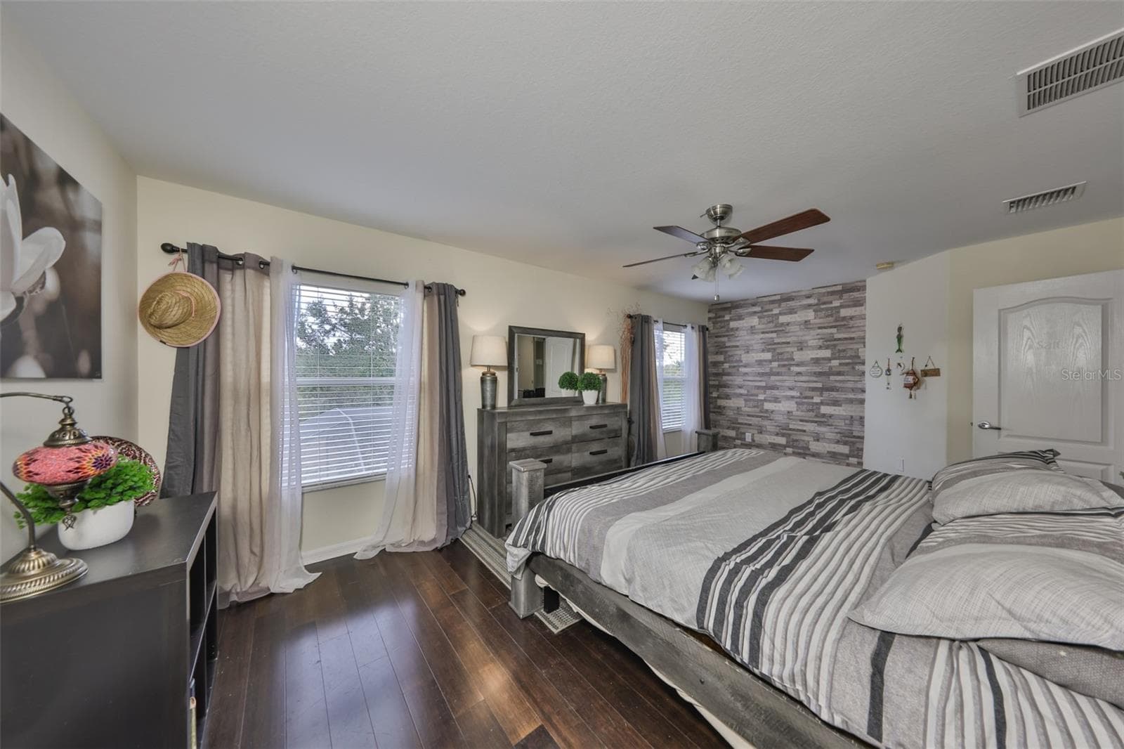 Single Family Residence at 13914 CHALK HILL PL, RIVERVIEW, photo 26 of 57