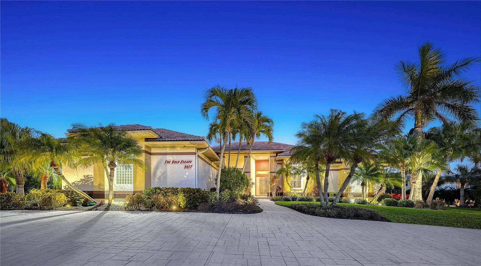 Single Family Residence at 8017 MANASOTA KEY RD, ENGLEWOOD, photo 3 of 65